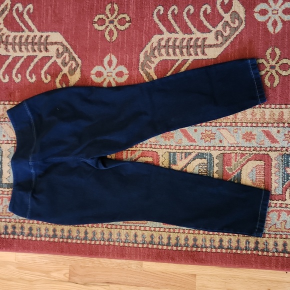 Belle by Kim Gravel pull on Jeans - Picture 2 of 6